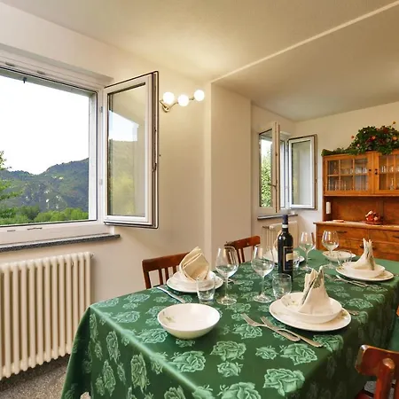 Holiday home Casa Gerolamo - Happy *